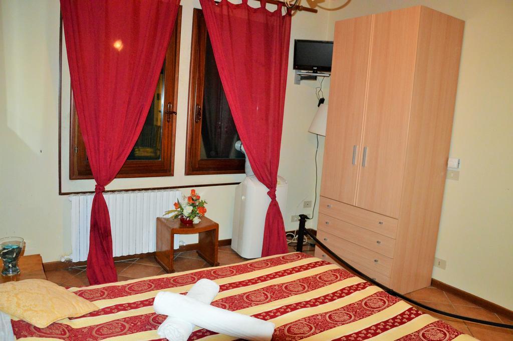 Hotel Rialto House Venecia Exterior foto